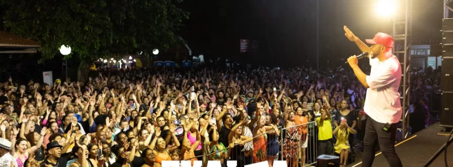Foto EXALTA NA FEIRA DO LIVRO SESI Sertaozinho SP 2023 0024