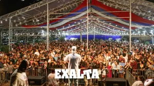 Fotos EXALTA na Festa dos Funcionarios em São Sebastião SP