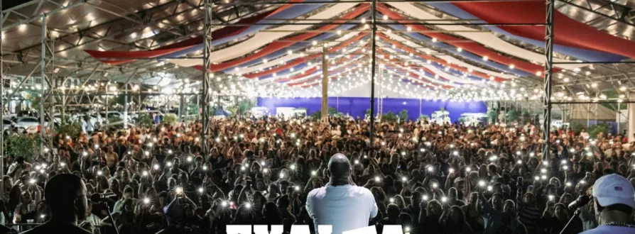 Foto EXALTA na Festa dos Funcionarios em São Sebastião SP 035