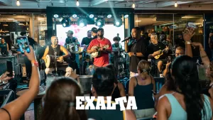 FOTO Pagode do EXALTA no Lounge Beach Praia Grande SP