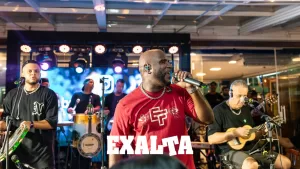 FOTO Pagode do EXALTA no Lounge Beach Praia Grande SP