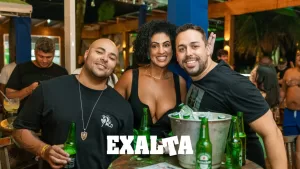 FOTO Pagode do EXALTA no Lounge Beach Praia Grande SP