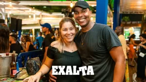 FOTO Pagode do EXALTA no Lounge Beach Praia Grande SP