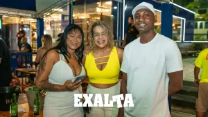 FOTO Pagode do EXALTA no Lounge Beach Praia Grande SP