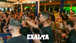 FOTO Pagode do EXALTA no Lounge Beach Praia Grande SP