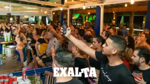 FOTO Pagode do EXALTA no Lounge Beach Praia Grande SP