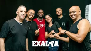 FOTO Pagode do EXALTA no Lounge Beach Praia Grande SP